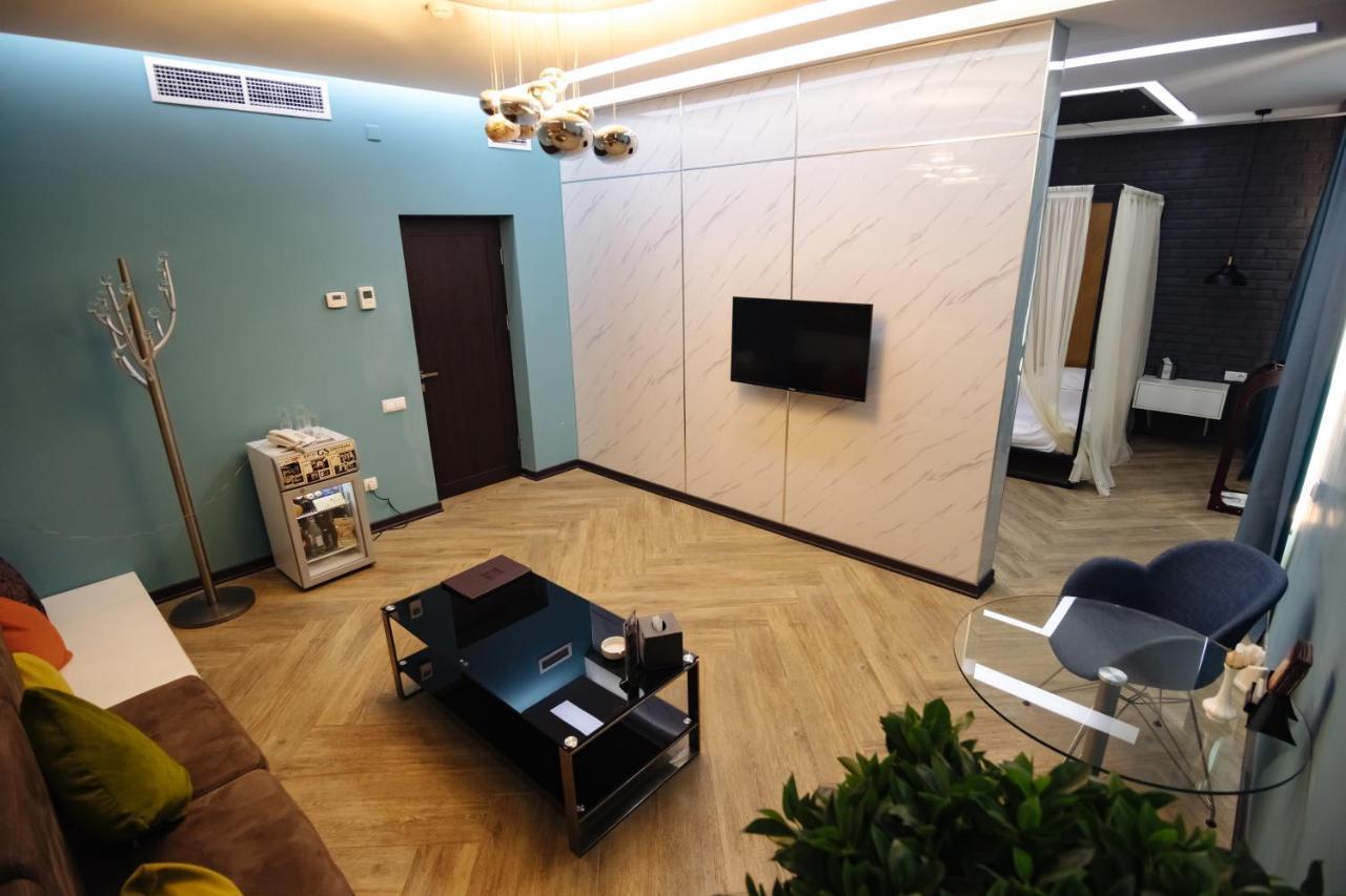 Gs Premium Hotel Yerevan Bagian luar foto