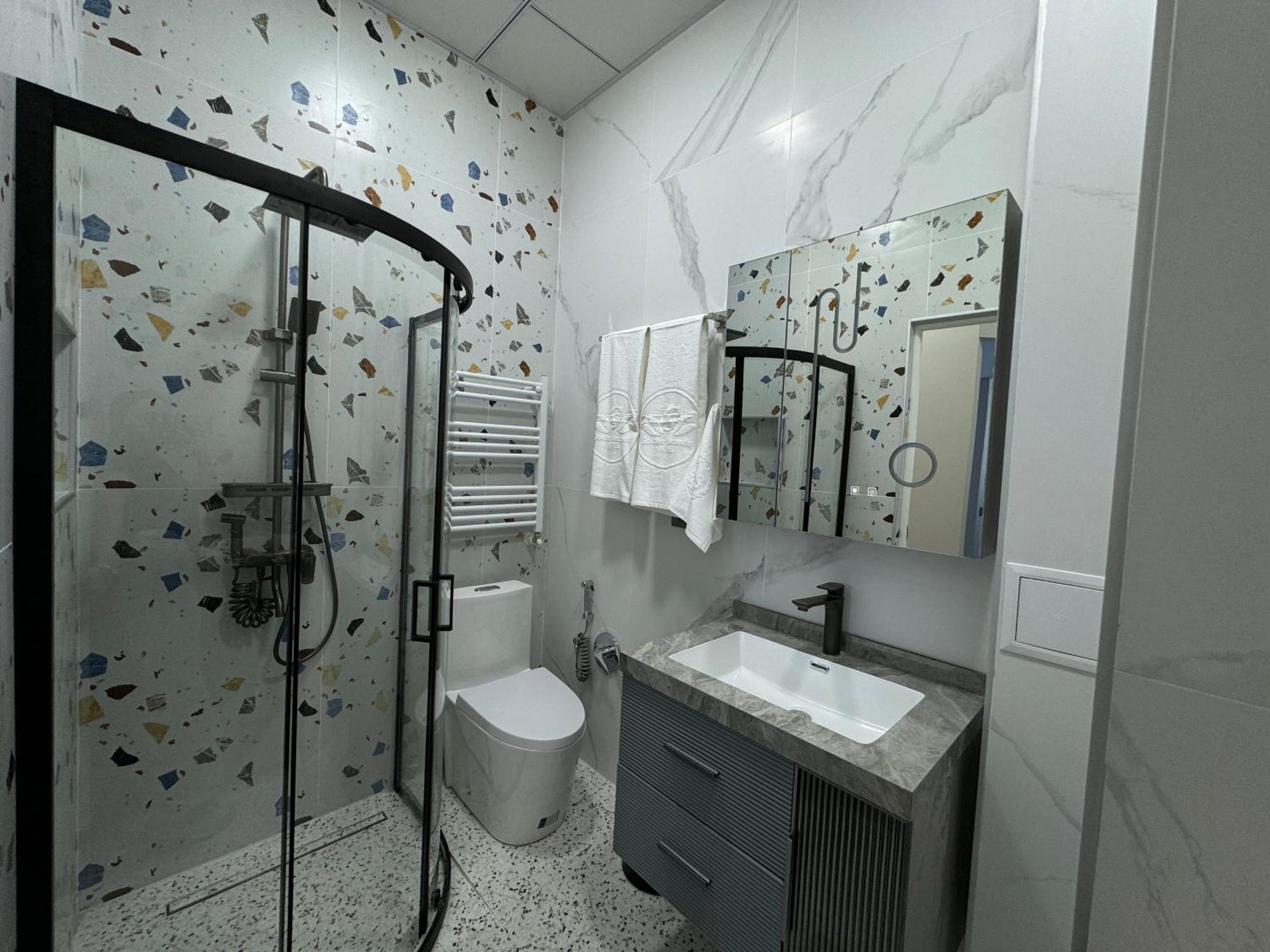 Gs Premium Hotel Yerevan Bagian luar foto