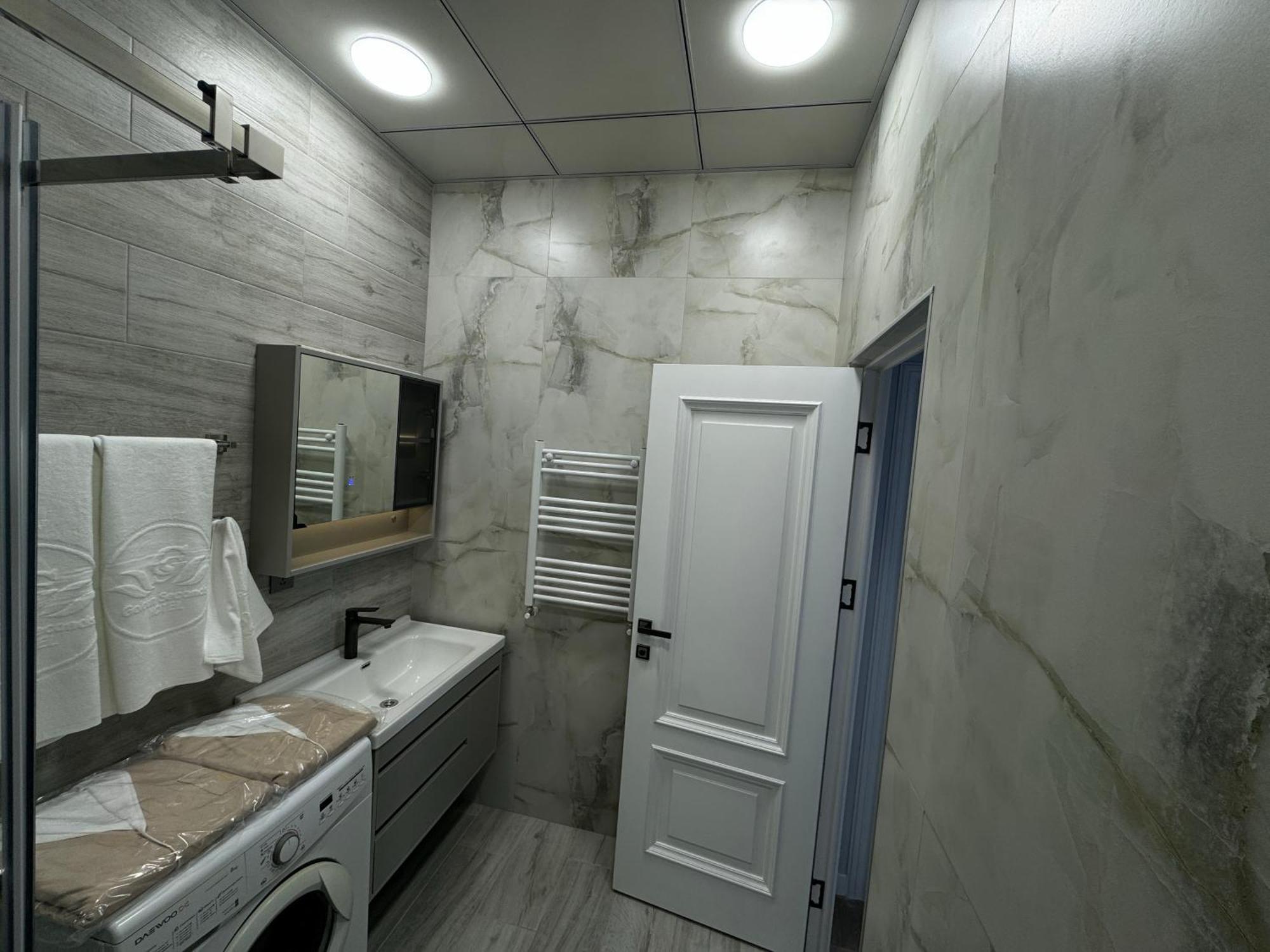 Gs Premium Hotel Yerevan Bagian luar foto