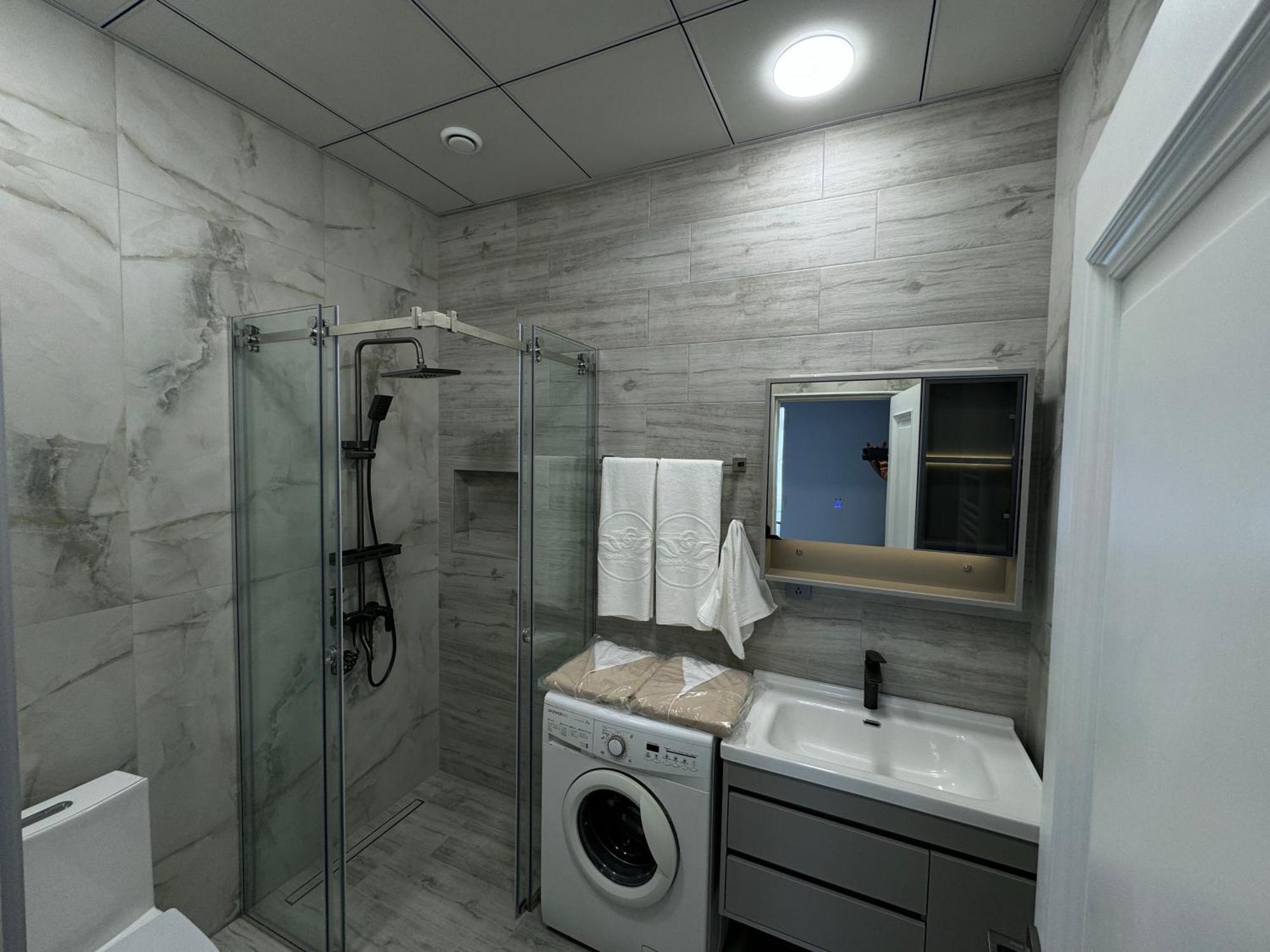 Gs Premium Hotel Yerevan Bagian luar foto